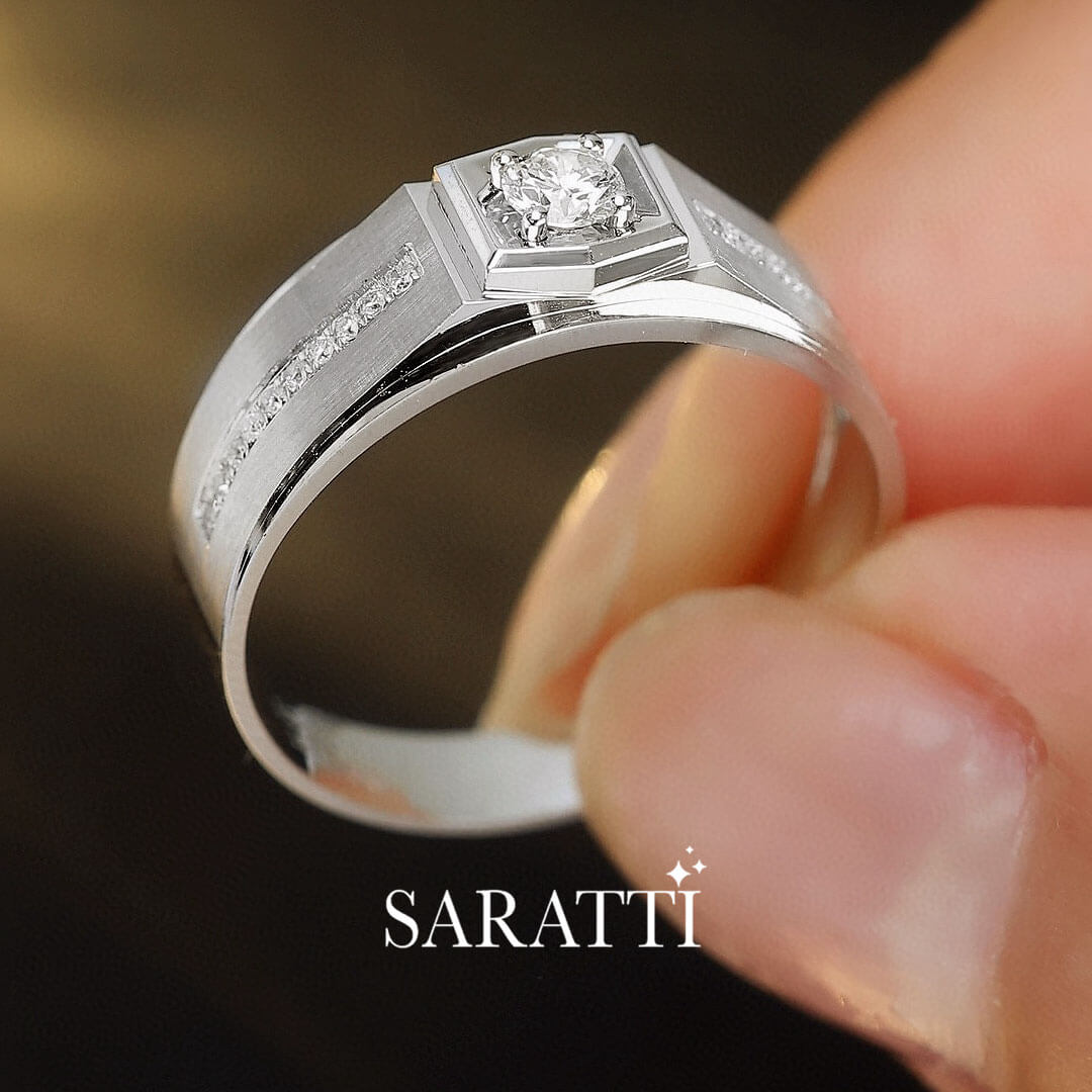 Model Holds the White Gold  Animus Meraki Diamond Ring for Men | Saratti 