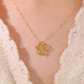 Model Wearing Yellow Gold Floral Small Diamond Necklace | Saratti 