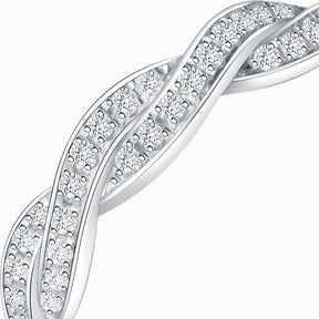Close Up View of the Accent Diamonds on the Vintage Diamond Eternity Band in White Gold | Saratti 