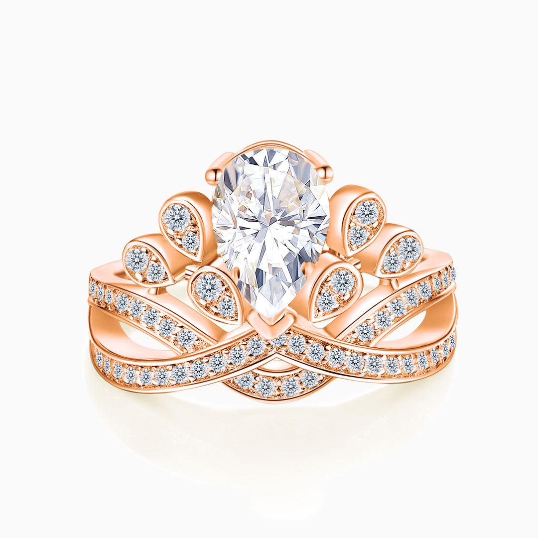 Rose Gold Coronation Impériale Radiant Diamond Ring | Saratti Diamonds 