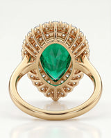 Double halo emerald diamond ring in 18K yellow gold | SARATTI

