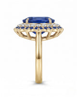 Double halo sapphire ring with round diamonds and blue sapphire accents in 18K yellow gold | SARATTI