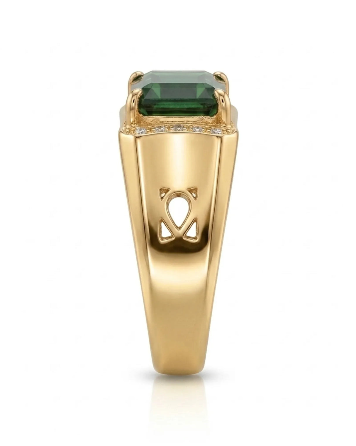 Emerald-cut green tourmaline ring with round brilliant diamonds in elegant white gold | SARATTI