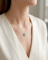 Emerald clover pendant necklace pear cut natural emerald diamond detail necklace yellow gold elegant jewelry | SARATTI