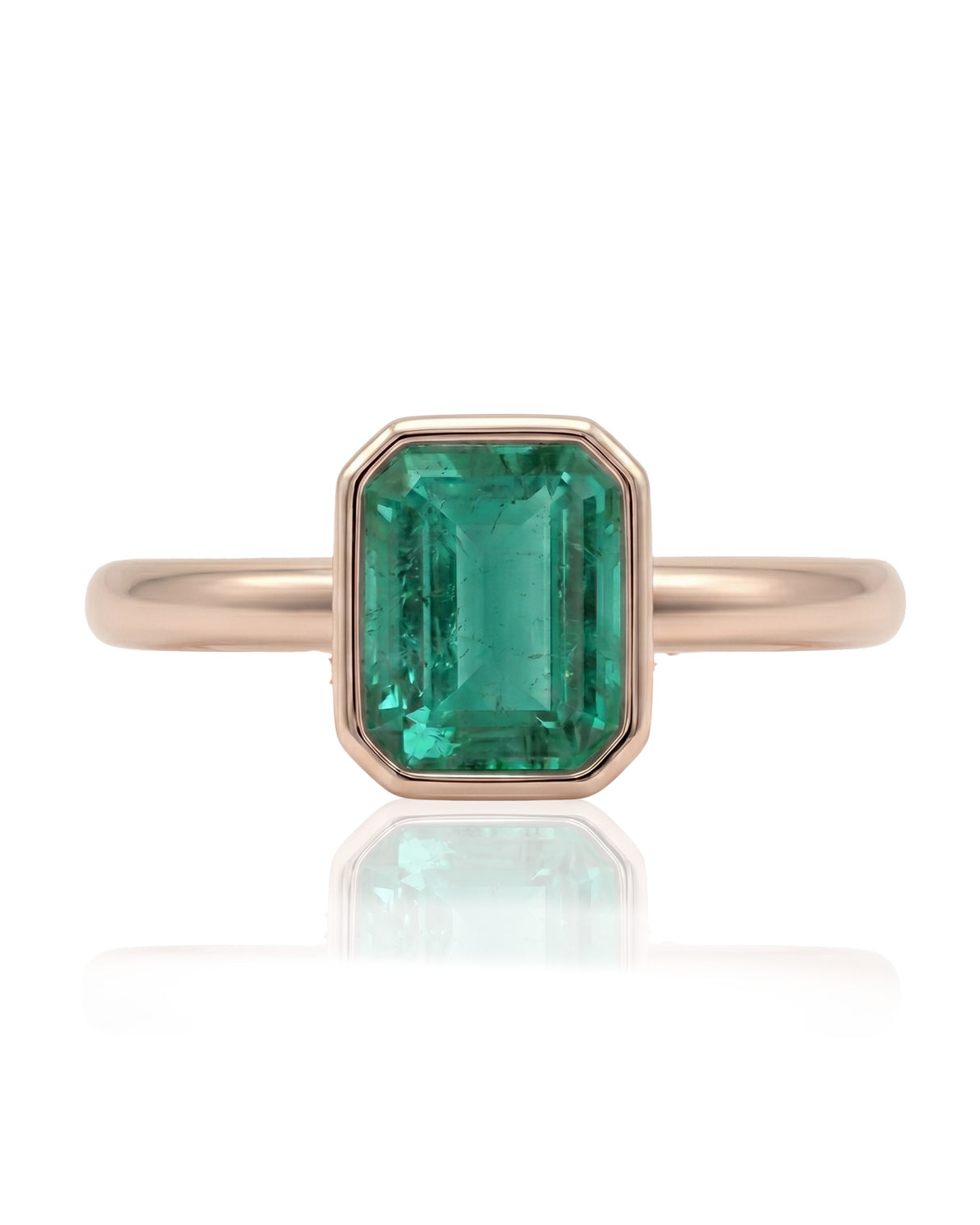 Emerald cut natural emerald ring with clean bezel design in 18K Rose Gold | SARATTI