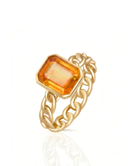 Emerald cut orange sapphire ring with Cuban link band in 18K yellow gold | SARATTI
