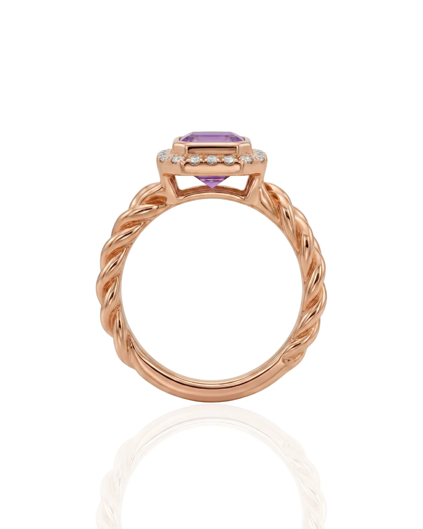 Emerald cut purple sapphire and diamond halo ring in 18K Rose Gold | SARATTI