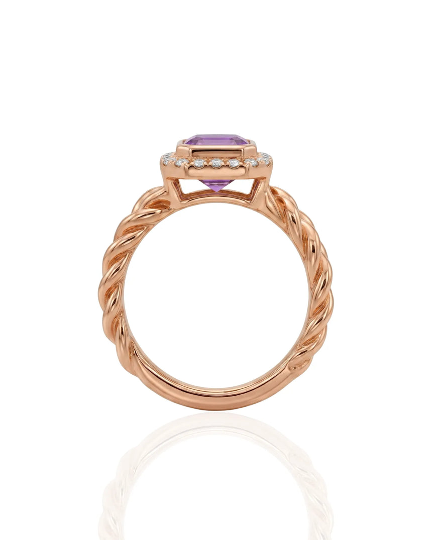 Emerald cut purple sapphire and diamond halo ring in 18K Rose Gold | SARATTI