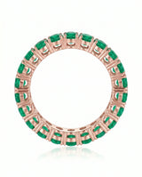 Emerald eternity ring in 18K rose gold | SARATTI
