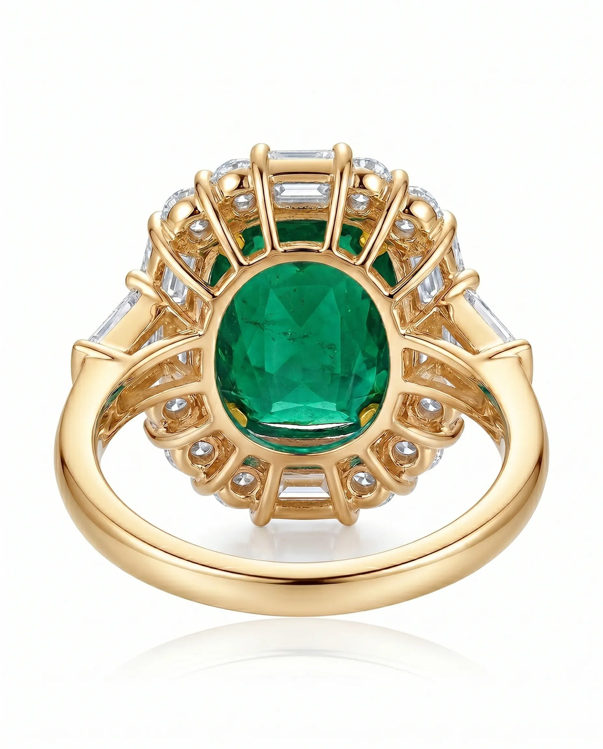 Emerald ring with baguette and round diamonds in 18K yellow gold | SARATTI

