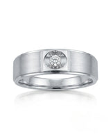 The Mandorla Diamond Ring