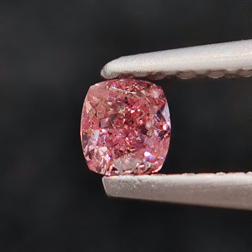 Fancy Orangy Pink Cushion cut Natural Diamond Gem | Saratti
