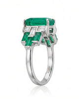 Fine jewelry emerald and diamond statement ring in 18K White Gold with architectural design | SARATTI