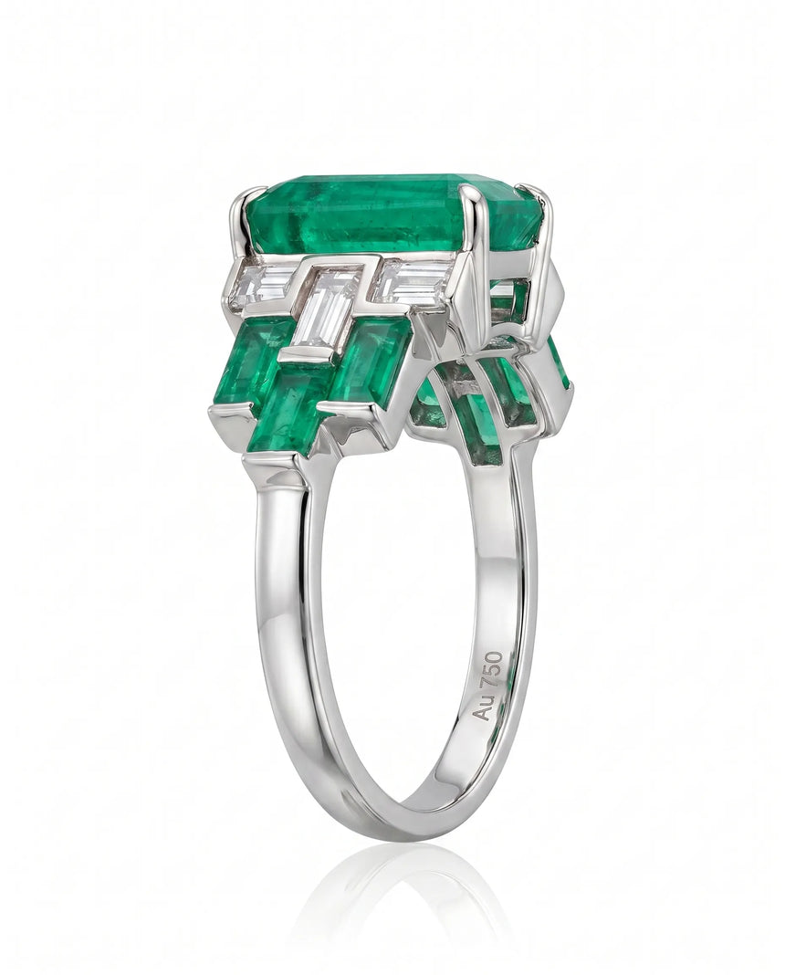 Fine jewelry emerald and diamond statement ring in 18K White Gold with architectural design | SARATTI
