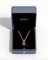 Fine jewelry garnet necklace in 18K Yellow Gold with refined unisex luxury design | SARATTI