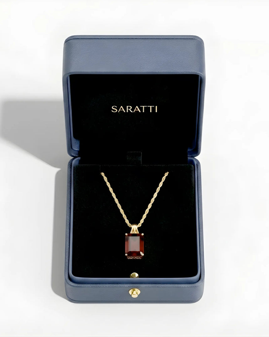 Fine jewelry garnet necklace in 18K Yellow Gold with refined unisex luxury design | SARATTI