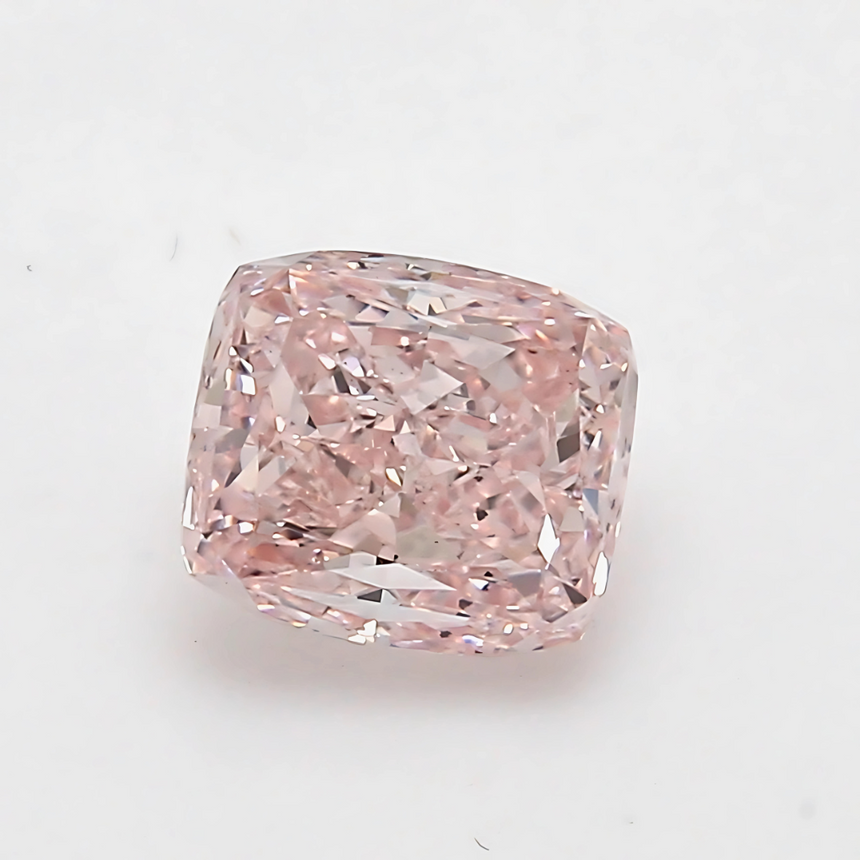 GIA-Certified Orangy Pink Diamond for Custom Jewelry | Saratti