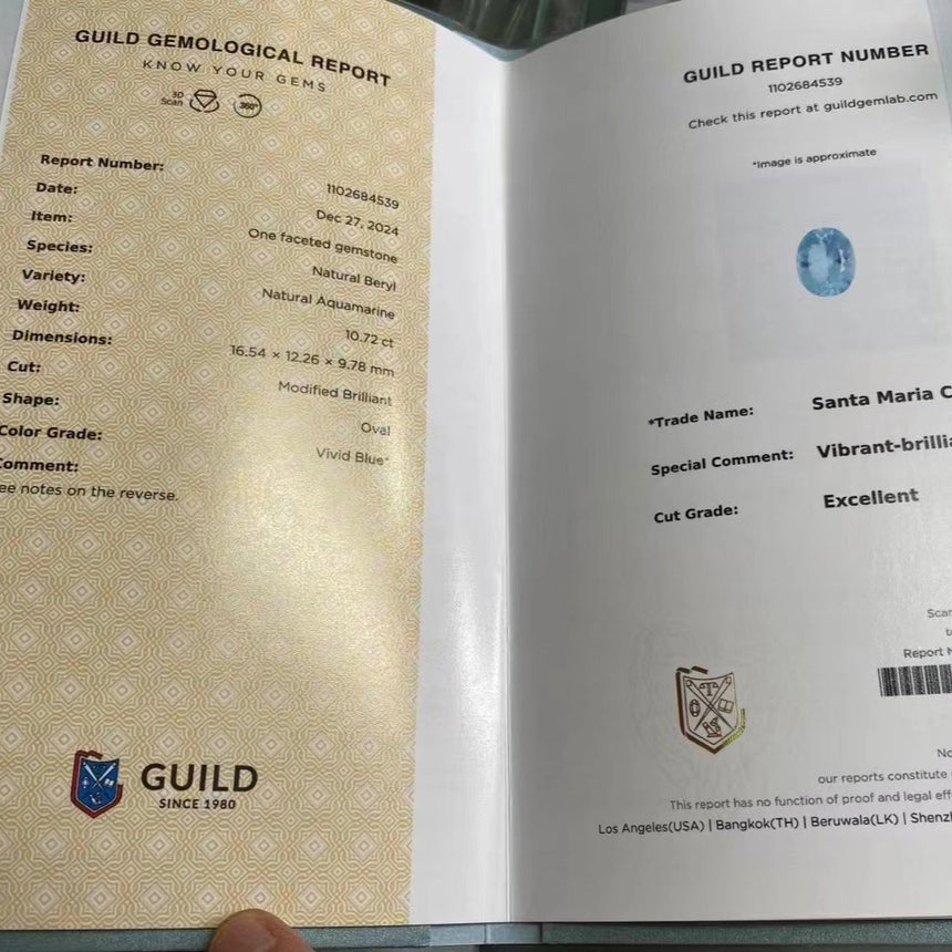 10.72cts Oval Cut Natural Aquamarine Santa Maria Color | GUILD Certified