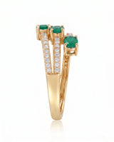 Emerald Birthstone three stone diamond ring in 18K Yellow Gold | SARATTI