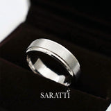 Mens comfort fit wedding band smooth polished exterior detail in 18K white gold | SARATTI