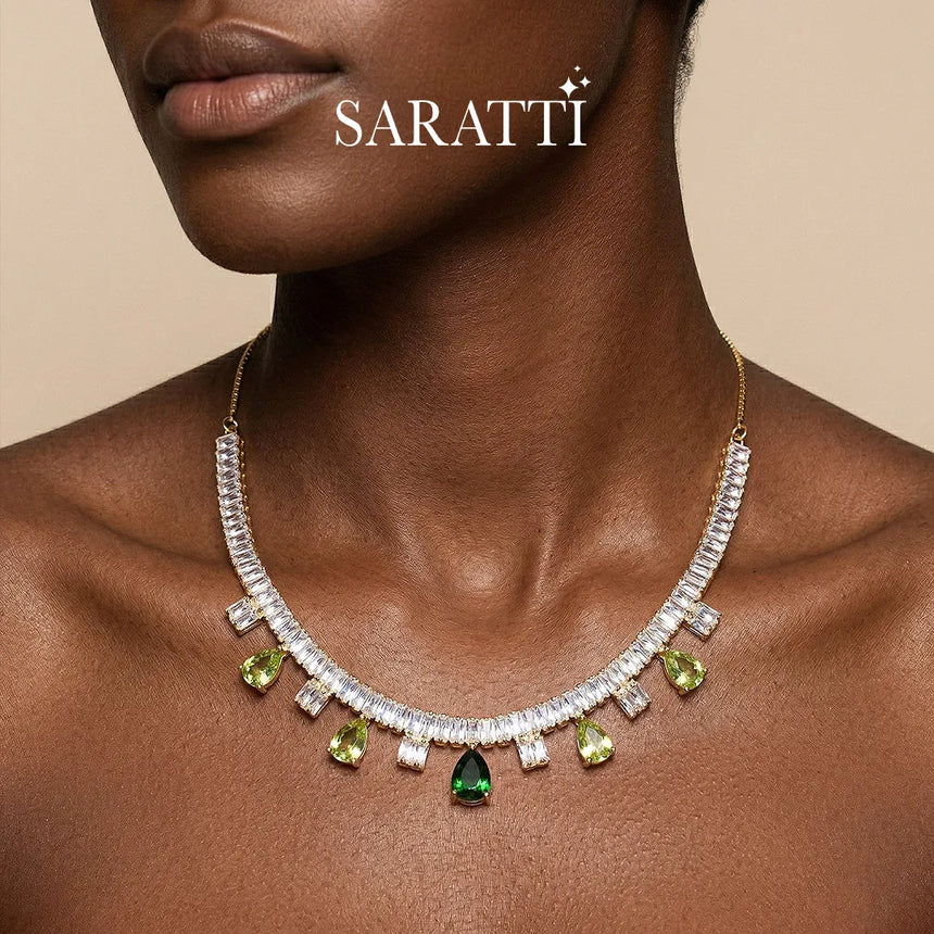 Luxury green gemstone necklace close-up detail | SARATTI
