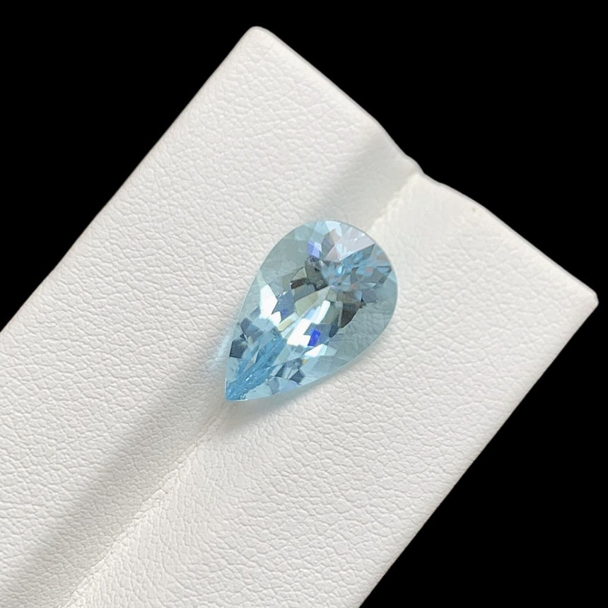 Genuine Pear Cut Natural Aquamarine Gemstone - SARATTI