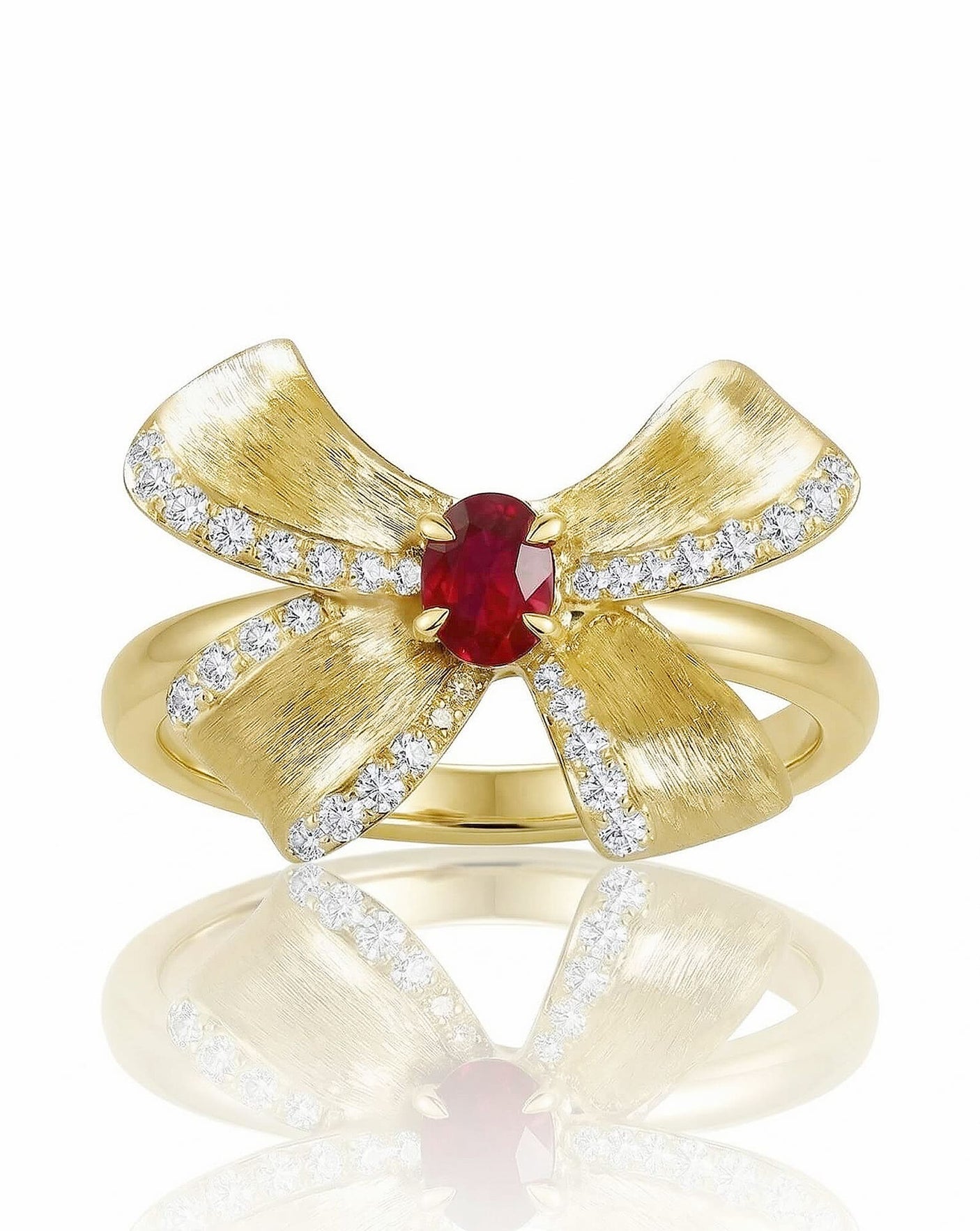 Genuine Ruby & Daiamond Ring in 18K Yellow Gold - SARATTI