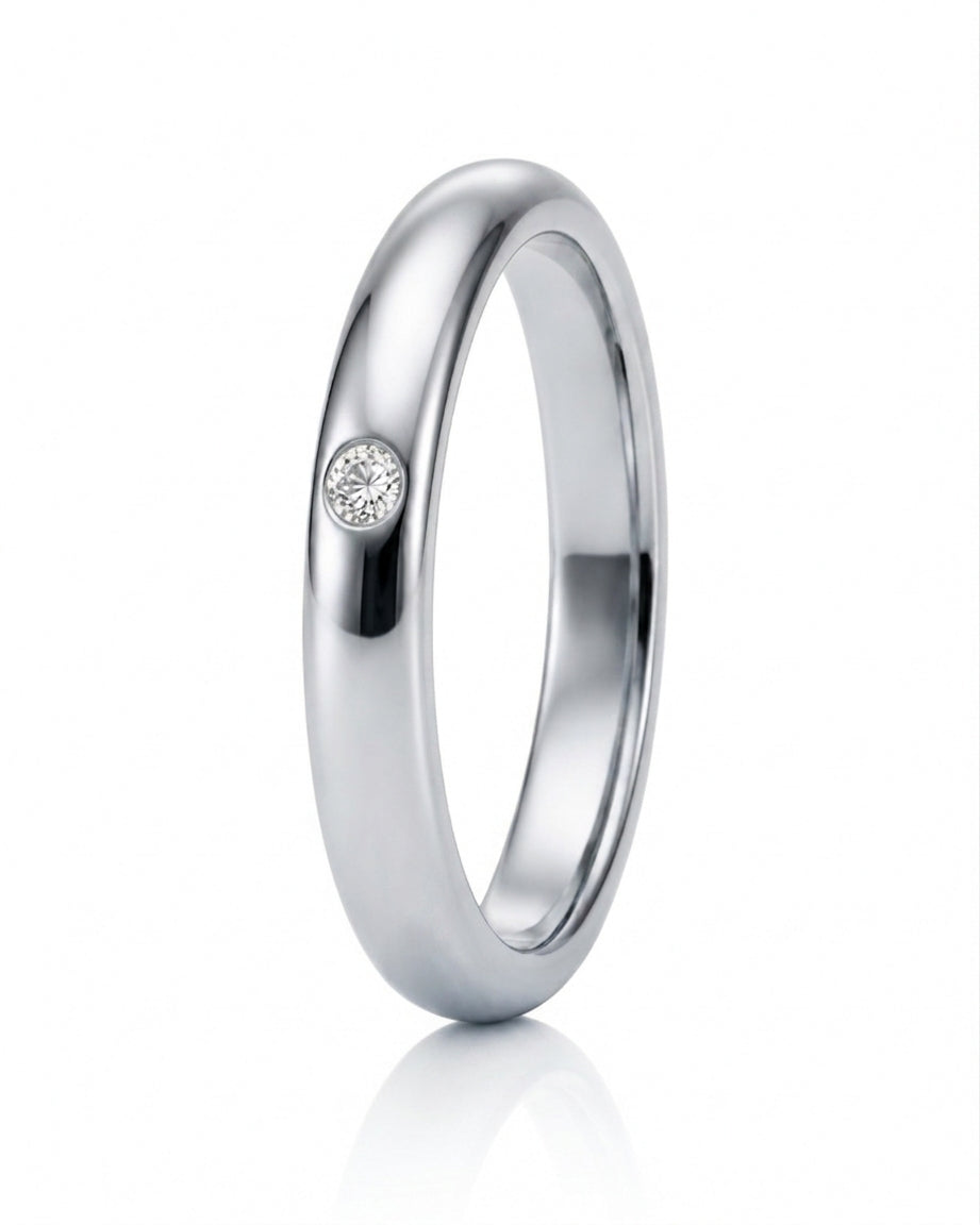 Golden Whisper natural diamond wedding band in Platinum | SARATTI