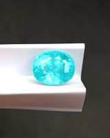 Certified Paraiba tourmaline gemstone 3.00 carat close-up - SARATTI