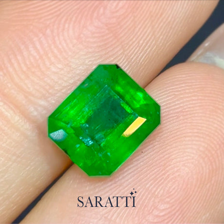 Vivid Green Emerald Loose Gemstone | SARATTI