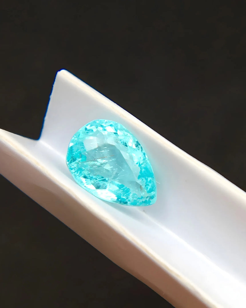 Neon blue natural Paraiba tourmaline loose stone pear cut | SARATTI
