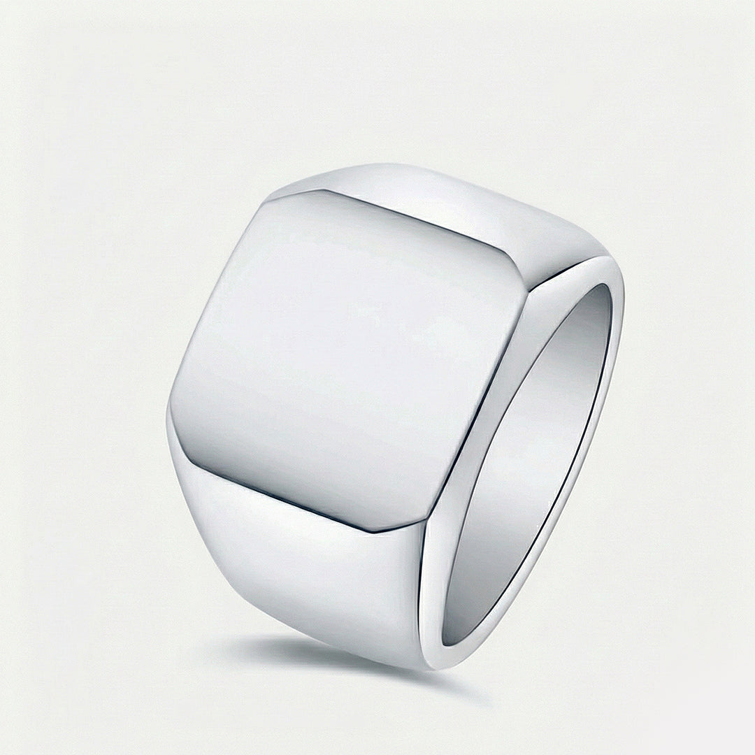 Mens wedding band minimalist luxury ring in platinum | SARATTI