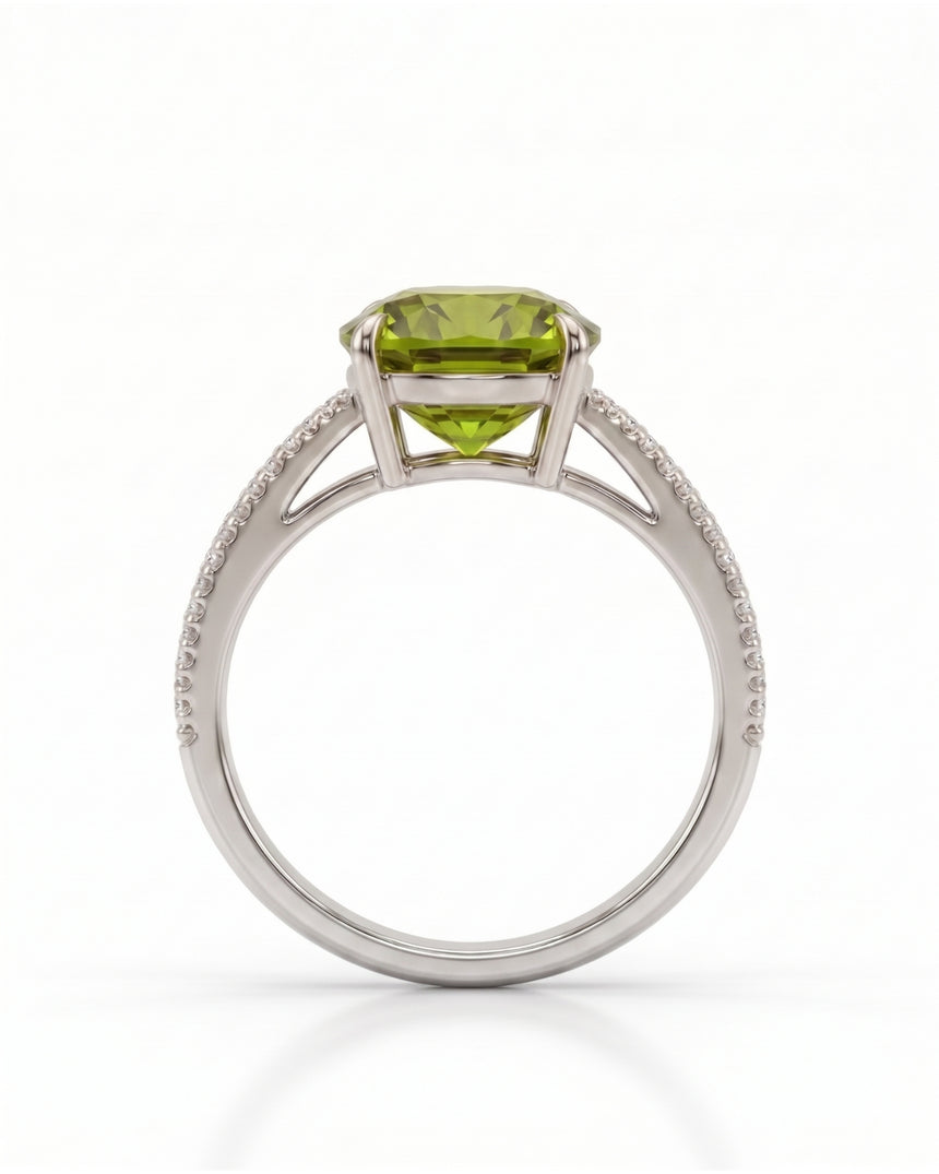 Green tourmaline engagement ring with diamond shoulders in refined 18K White Gold | SARATTI