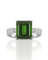 Green tourmaline ring with six diamond accents and architectural shoulder details in white gold | SARATTI