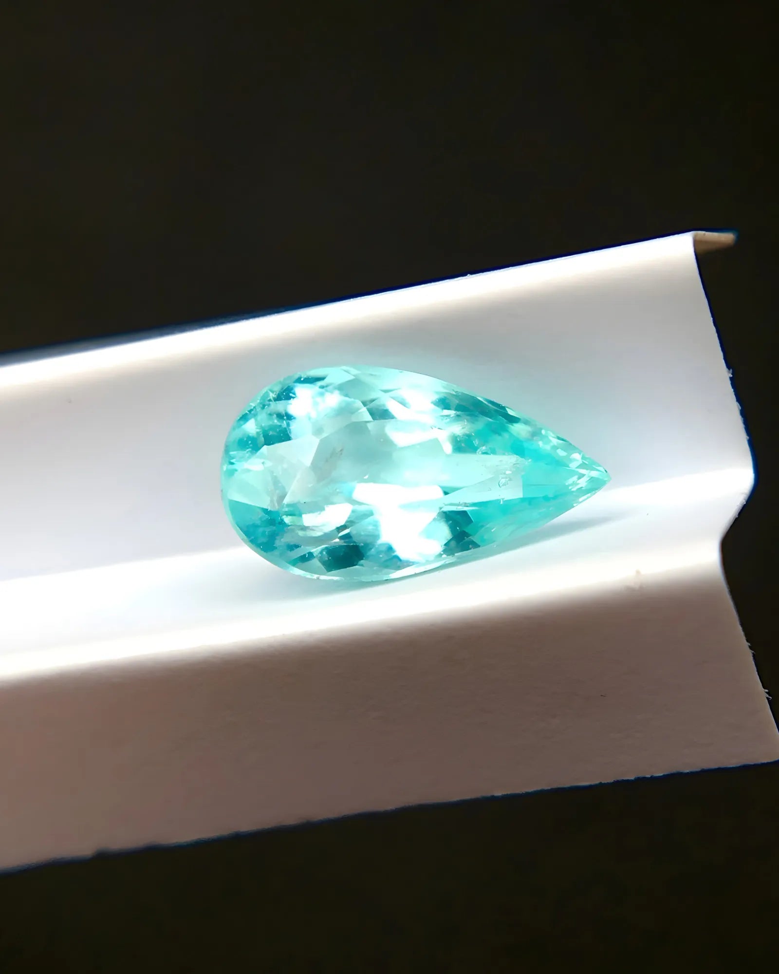 Greenish blue natural Paraiba tourmaline loose stone pear cut | SARATTI
