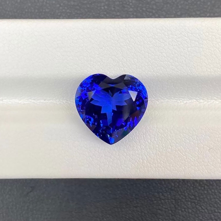 Heart Tanzanite Gem | Saratti