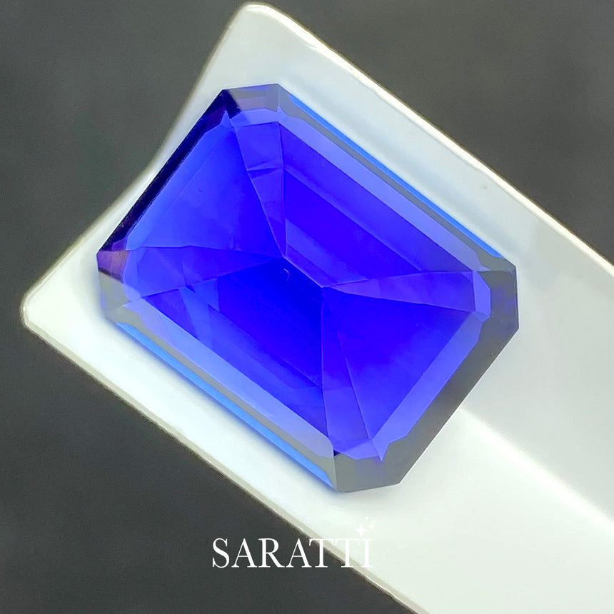 Large Emerald Cut Tanzanite 16 × 12.1 mm | SARATTI
