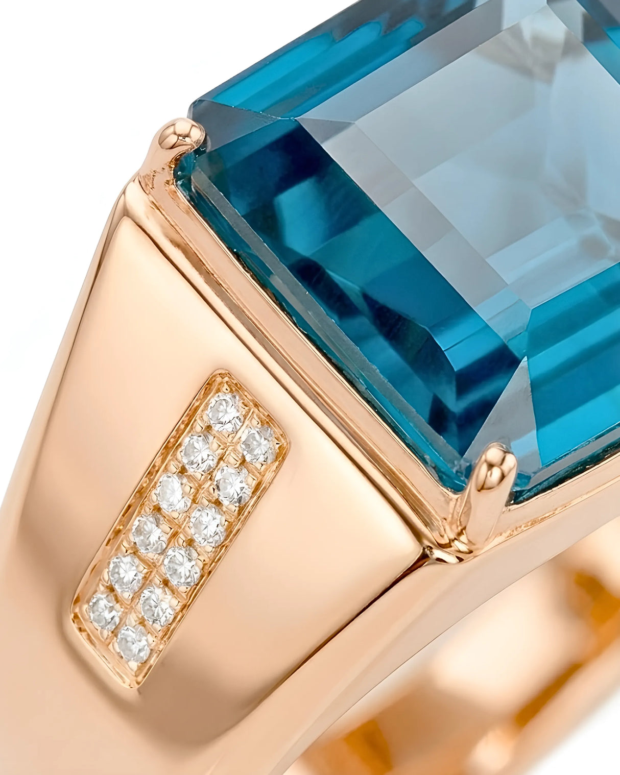 Large London blue topaz ring for men with diamonds rose gold | SARATTI