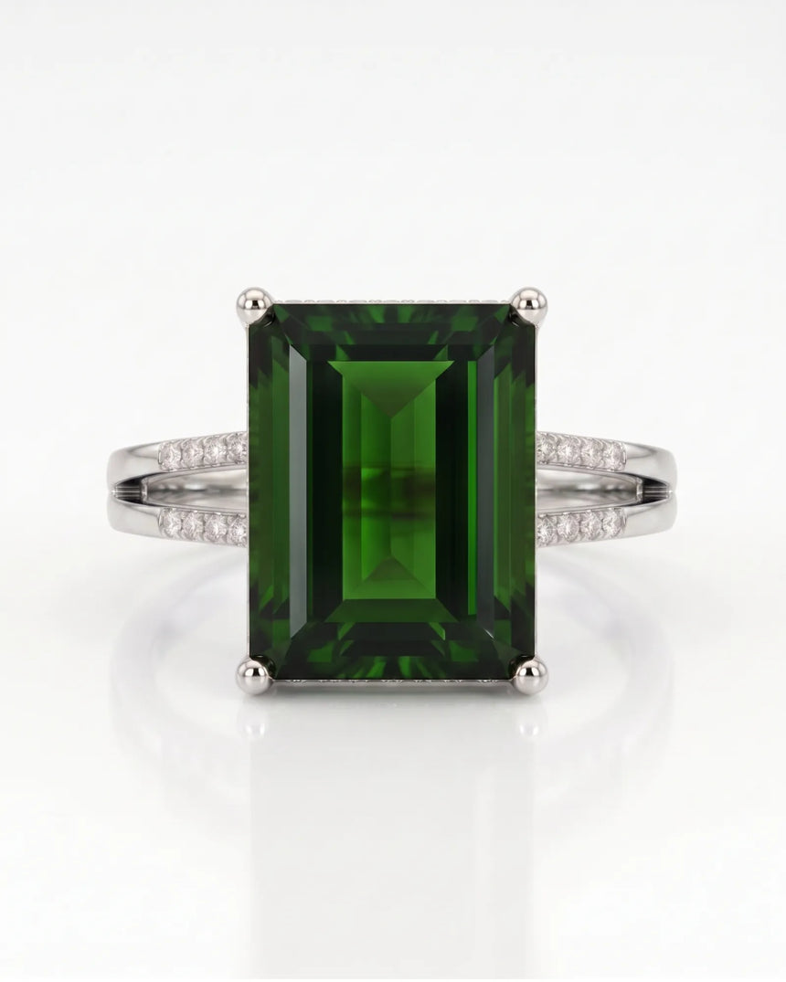 Luxora Green II tourmaline ring with diamond split shank in 18K white gold | SARATTI