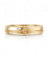Luxury Love Notes wedding ring set with sophisticated elegance in warm 18K yellow gold | SARATTI