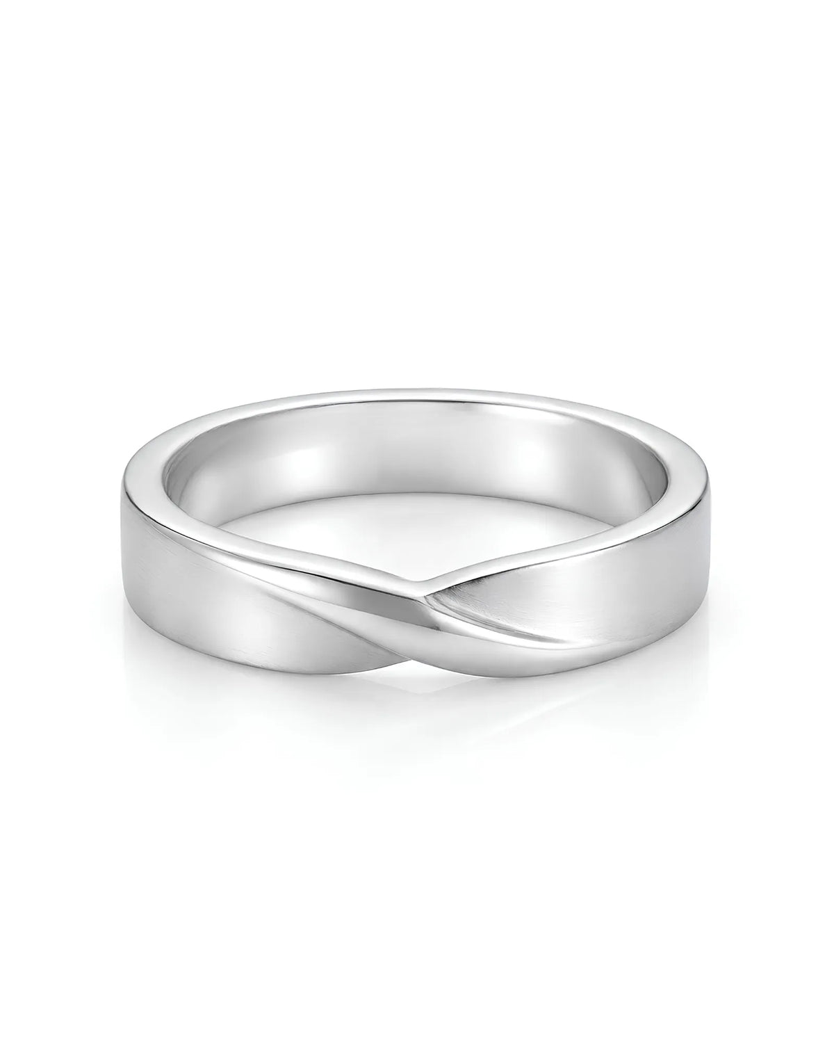 Luxury Mobius wedding ring set with timeless intertwined design in durable polished platinum | SARATTI