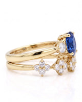 Luxury blue sapphire and diamond bridal set in warm 18K yellow gold | SARATTI