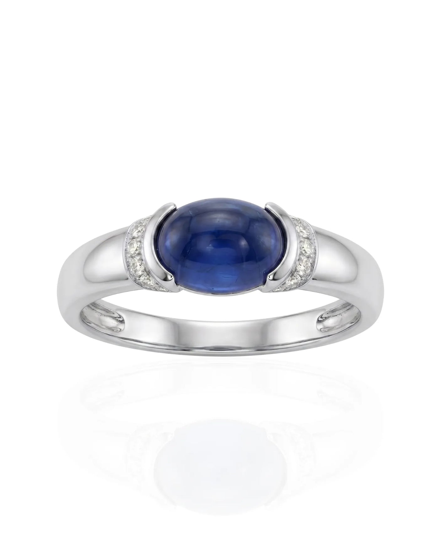Luxury blue sapphire diamond ring with minimal modern design in 18K white gold | SARATTI