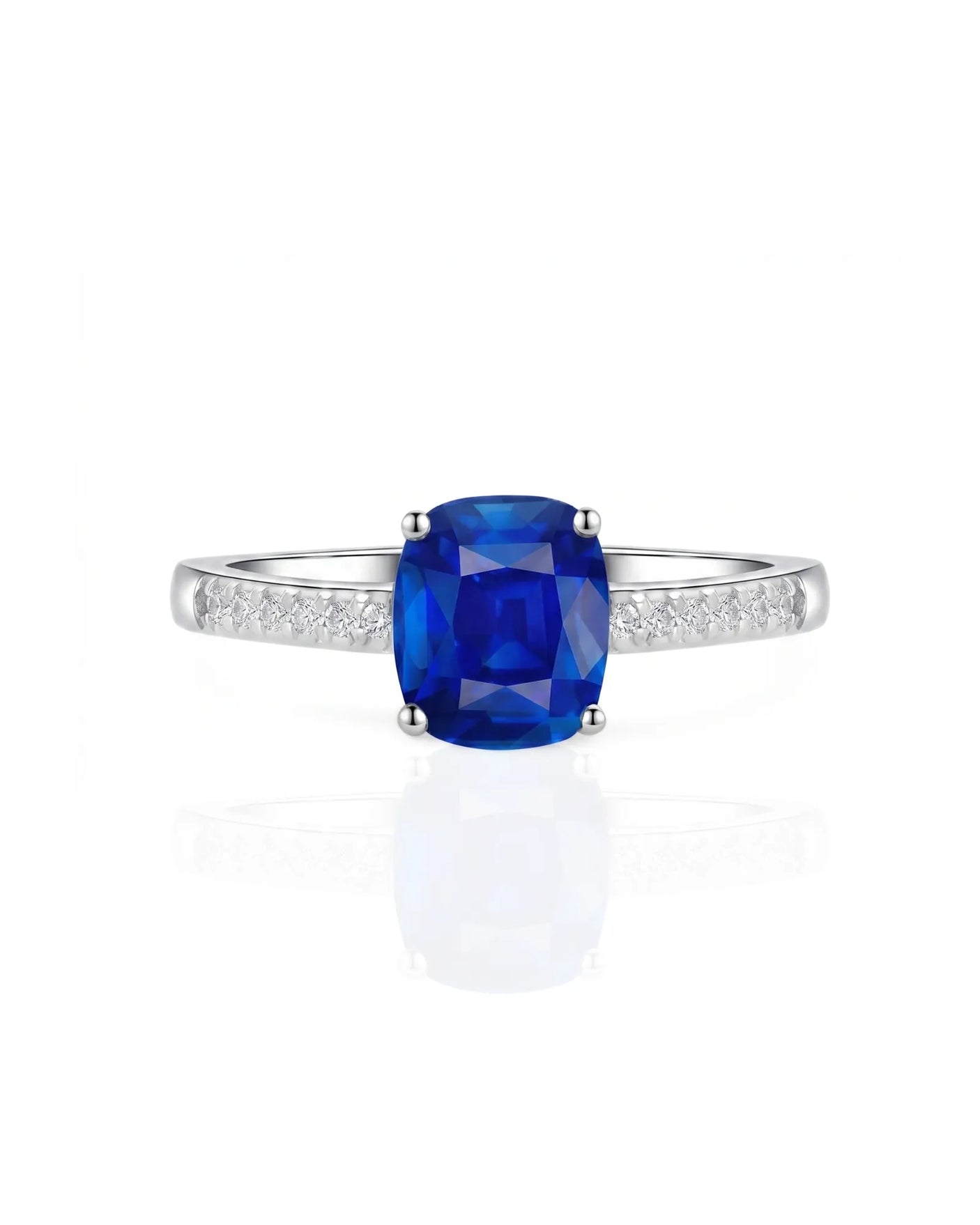 Luxury blue sapphire diamond ring with refined contemporary design in platinum | SARATTI