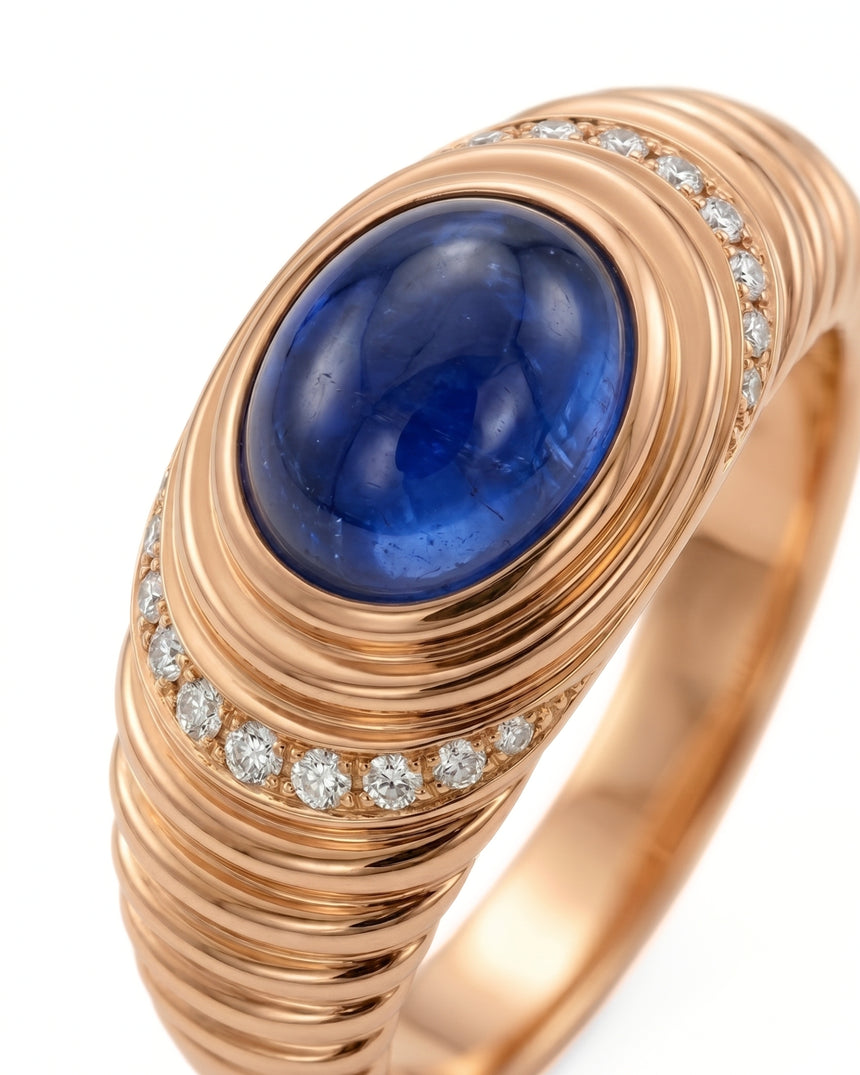 Luxury cabochon sapphire diamond ring with romantic ribbed band in 18K rose gold | SARATTI