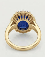 Luxury convertible sapphire ring and pendant with luminous diamonds in polished yellow gold | SARATTI