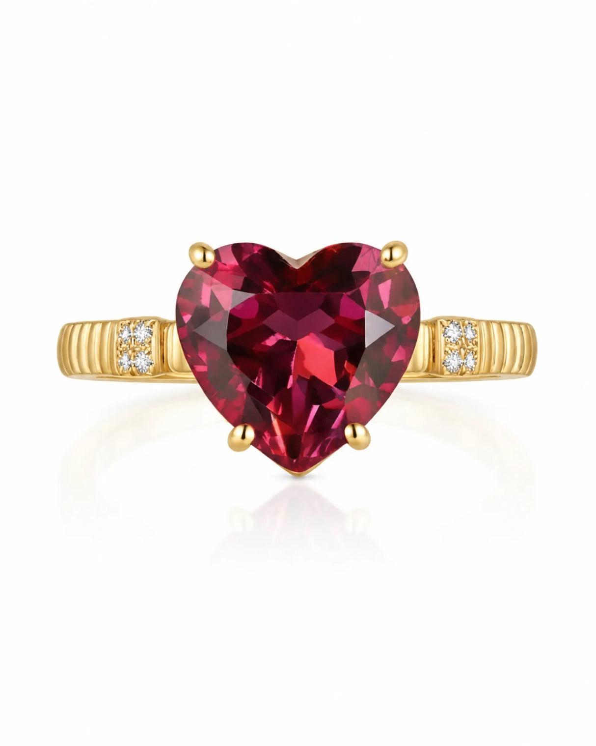 Luxury crimson tourmaline heart ring with diamond details in 18K Yellow Gold | SARATTI