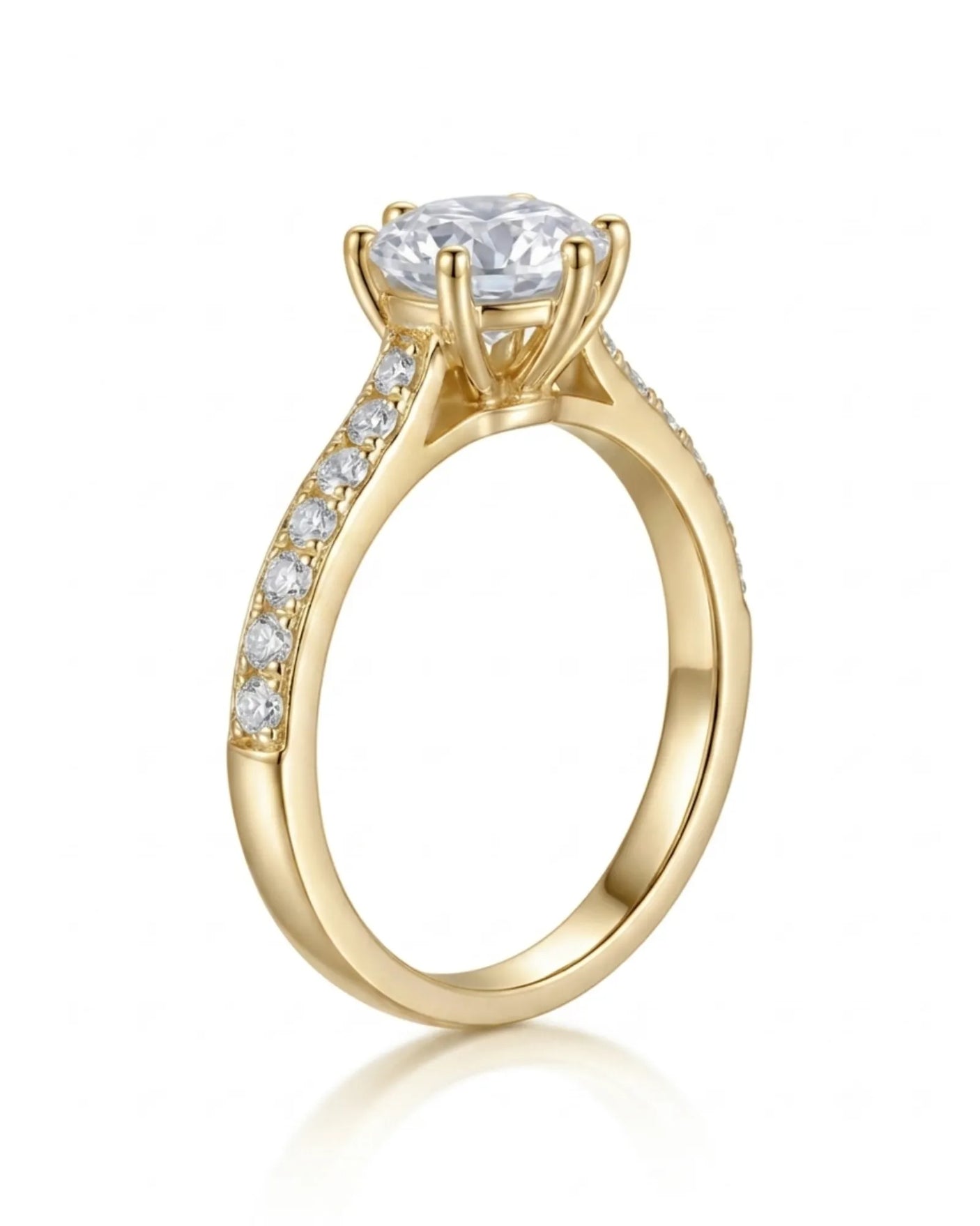 Luxury diamond proposal ring with raised basket setting and pavé 18K yellow gold band | SARATTI