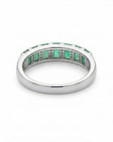 Luxury emerald and diamond wedding band in 18K White Gold | SARATTI