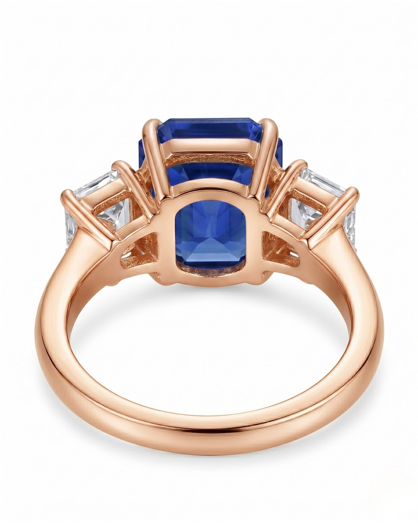 Luxury emerald cut sapphire statement ring with diamond accents in 18K rose gold | SARATTI
